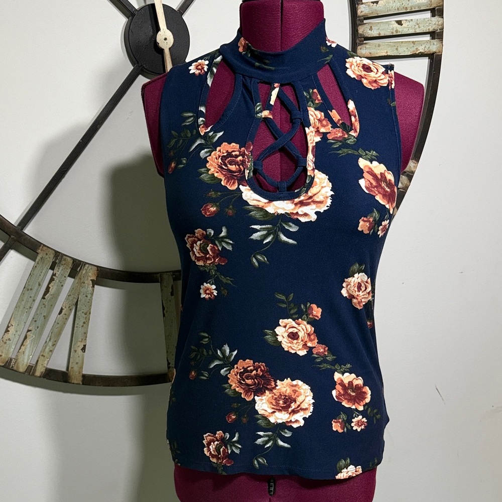 J For Justify Navy Floral Sleeveless Top